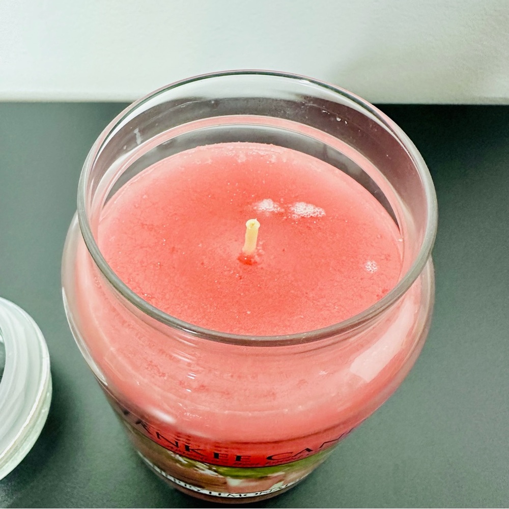 NEW! Yankee Candle Cherry Lemonade Large Jar Candle 22oz Retired! RARE! - Picture 5 of 7